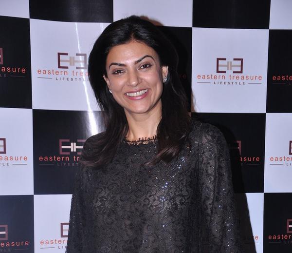 After Katrina Kaif and Kareena Kapoor, Sushmita Sen wears see-through dress